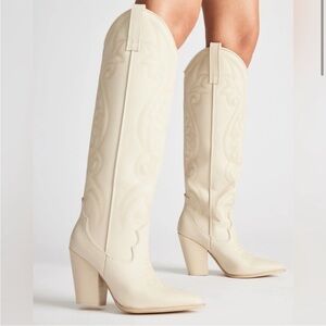 New Steve Madden Lasso Cowboy Boots